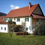 Apartament Deller Renate