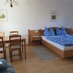 Deller Renate Apartament *