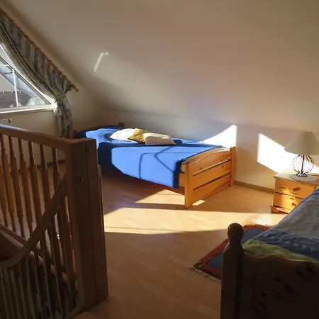 Deller Renate דירה ליוצכאך