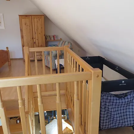 Deller Renate דירה ליוצכאך